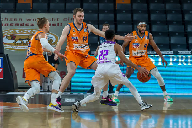 性和公正性 性和公正性