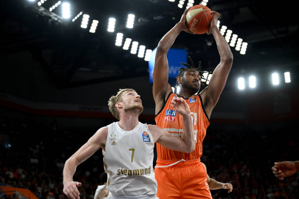 在如今国际 在如今国际